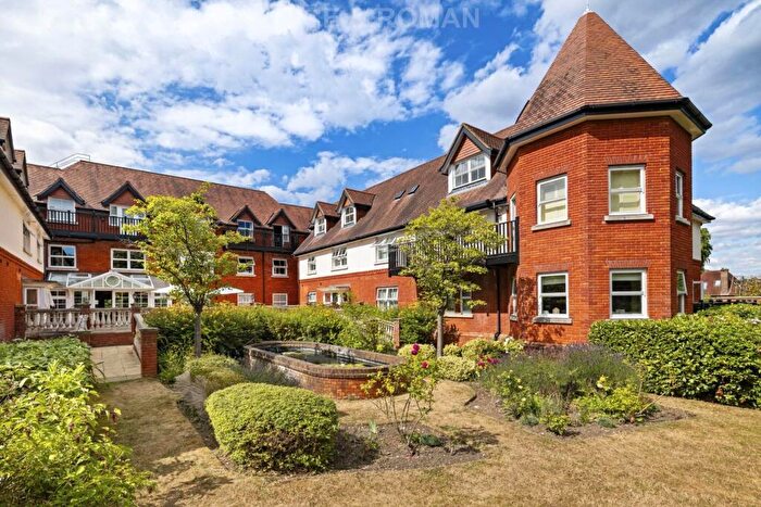 2 Bedroom Retirement Property For Sale In The Ambassador, Ascot, SL5