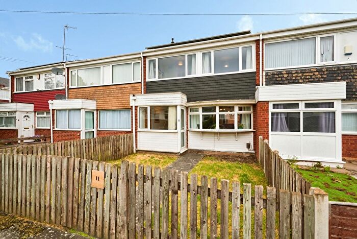 3 Bedroom Terraced House For Sale In Cromane Square, Birmingham, West Midlands, B43