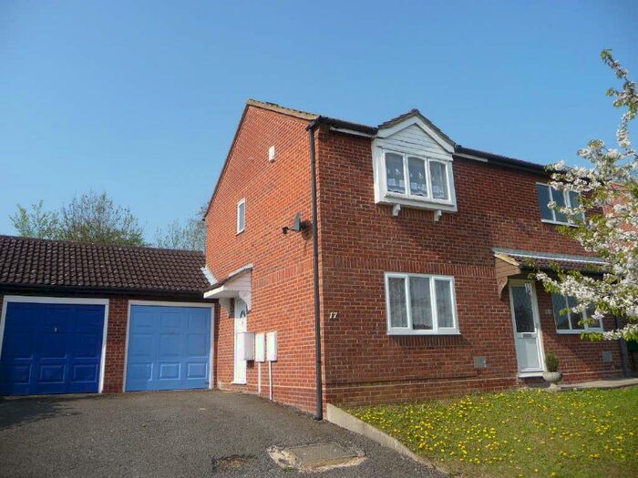 2 Bedroom Semi-Detached House To Rent In Vyne Crescent, Great Holm, MK8