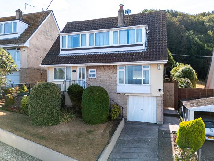 3 Bedroom Detached House For Sale In Halliwell Road, Portishead, Bristol, Somerset, BS20