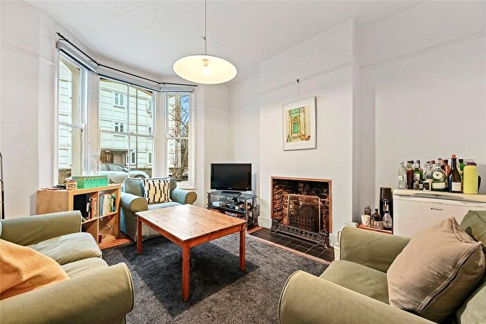 4 Bedroom Terraced House To Rent In Caxton Road, London, W12