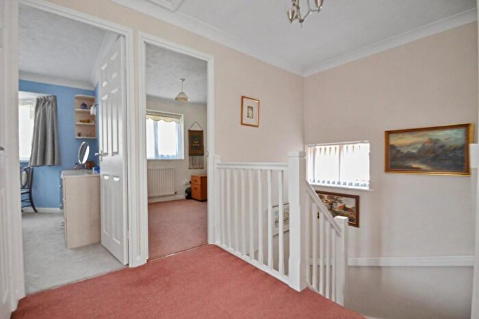 4 Bedroom Detached House For Sale In Broadstone, BH18 - Photo 7