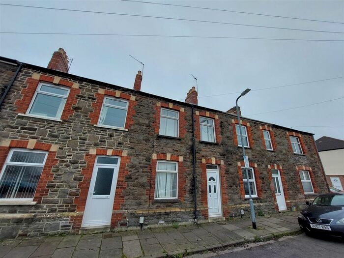 4 Bedroom Property To Rent In Robert Street, Cathays, Cardiff CF24