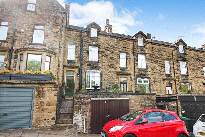 4 Bedroom Terraced House For Sale In Ivy Bank Lane, Haworth, Keighley, West Yorkshire, BD22