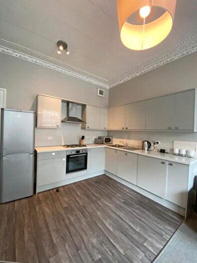 4 Bedroom Flat To Rent In West Preston Street, Edinburgh, EH8