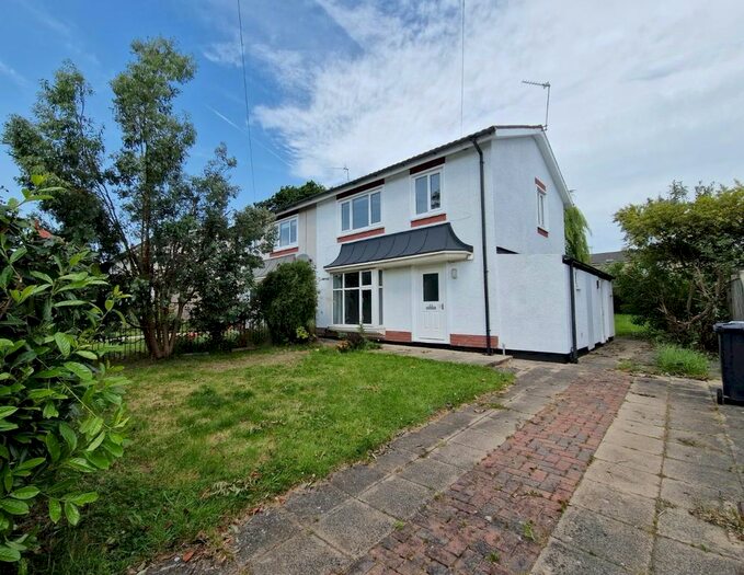 3 Bedroom Semi-Detached House To Rent In Hargrove Road, Harrogate, North Yorkshire, HG2