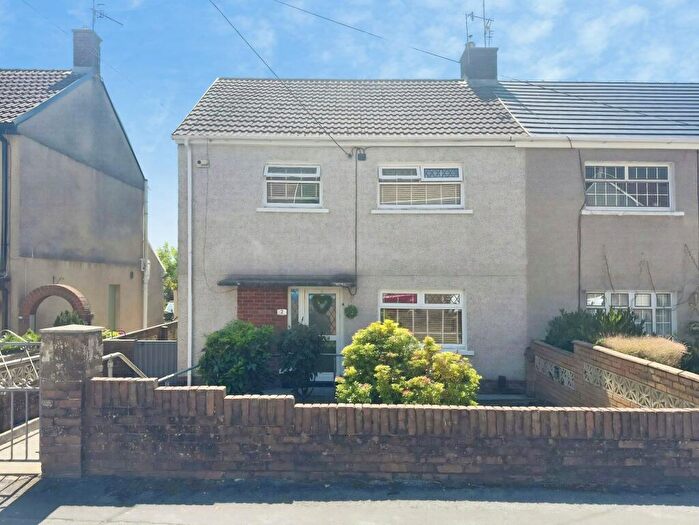3 Bedroom Semi Detached House For Sale In Lilac Grove, Baglan, SA12