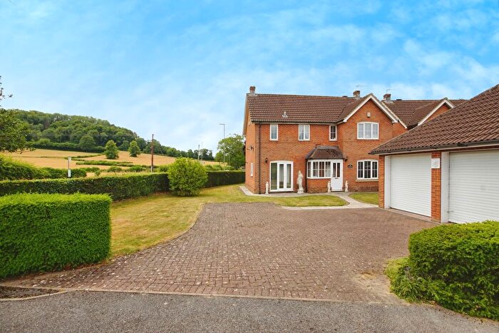 4 Bedroom Detached House For Sale In Dursley Road, Woodfield, Dursley, Gloucestershire, GL11