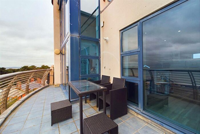 3 Bedroom Apartment For Sale In The Litzo, - Boscombe Spa Road, Bournemouth, BH5