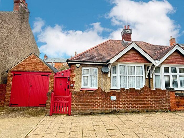 2 Bedroom Semi-Detached Bungalow For Sale In High Street, Kingsthorpe, Northampton, NN2