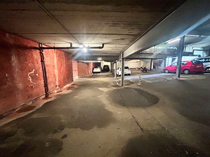 Garage / Parking To Rent In Kings Stable Lane, Grassmarket, Edinburgh, EH1