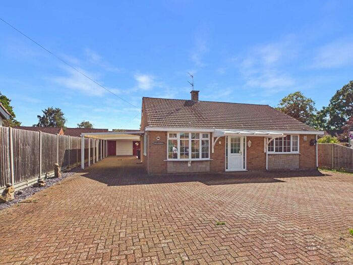 3 Bedroom Detached Bungalow For Sale In Albany Road, Woodhall Spa, LN10