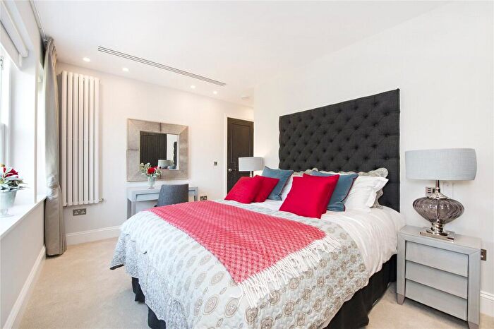 4 Bedroom Property To Rent In Arkwright Road, Hampstead, NW3