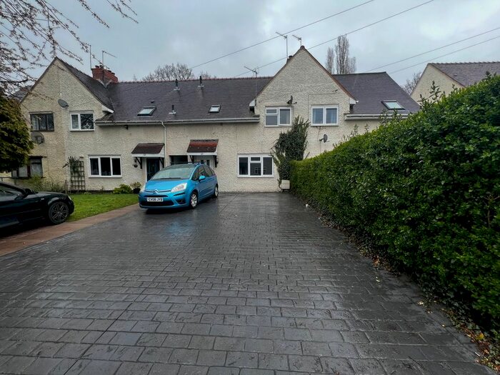 3 Bedroom Terraced House To Rent In Walford Avenue, Wolverhampton, WV3