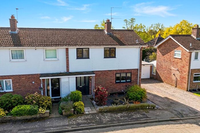 3 Bedroom Semi Detached House For Sale In Church Close, Chedgrave, Norwich, NR14