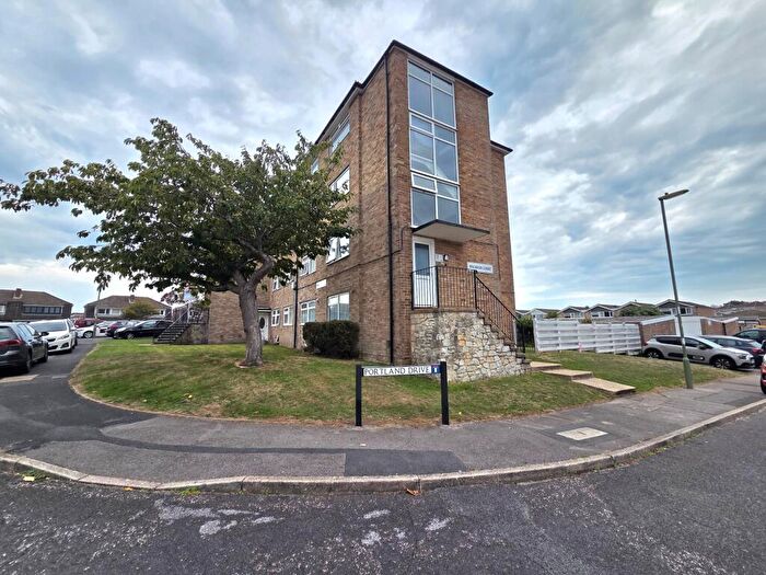 2 Bedroom Apartment To Rent In Gale Moor Avenue, Gosport, PO12