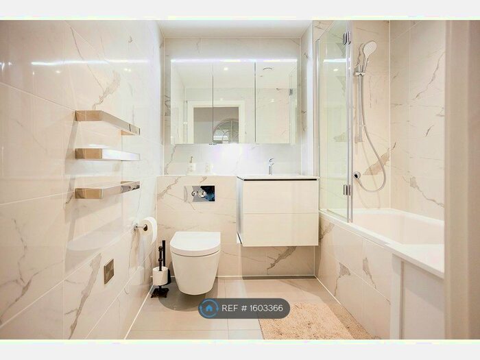 1 Bedroom Flat To Rent In Lambeth High Street, London, SE1