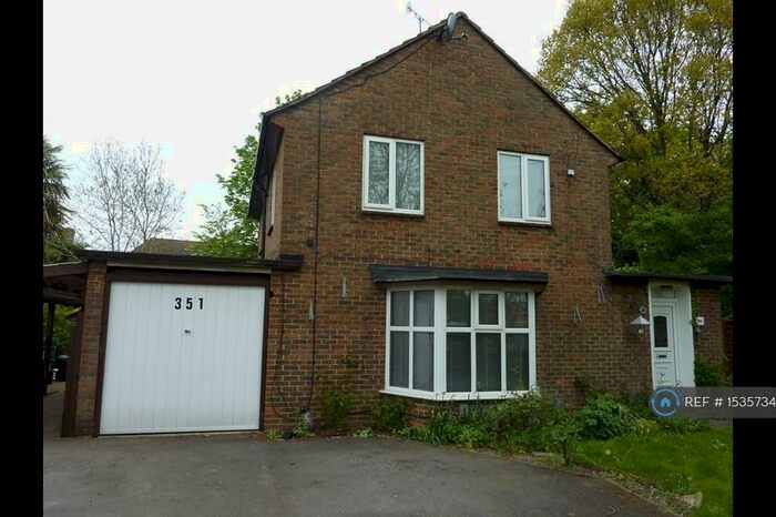 3 Bedroom Detached House To Rent In Reading Road, Winnersh, Wokingham, RG41