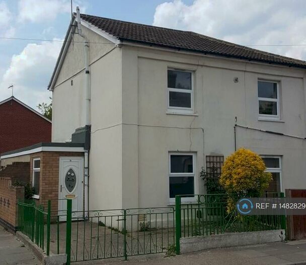 4 Bedroom Semi-Detached House To Rent In Victoria Street, Ipswich, IP1