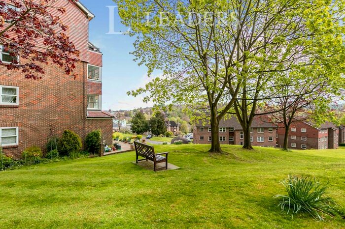 2 Bedroom Apartment To Rent In Rookwood Court, Guildford, GU2
