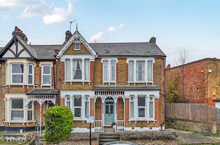 2 Bedroom Flat To Rent In Eastcombe Avenue, Charlton, London, SE7