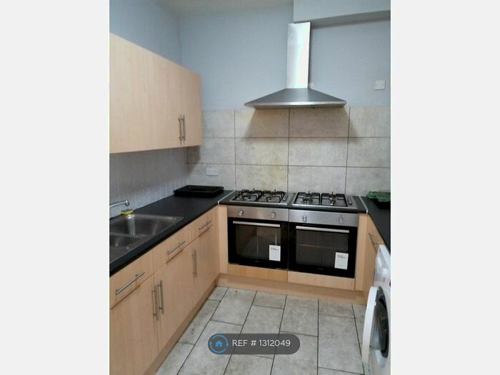 Studio To Rent In Bedford Street Roath, Cardiff CF24