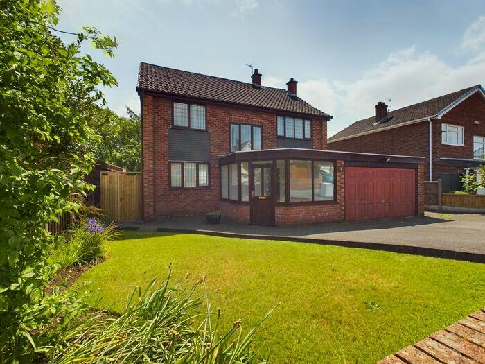 4 Bedroom Detached House To Rent In Richmond Close, St Helens, WA10