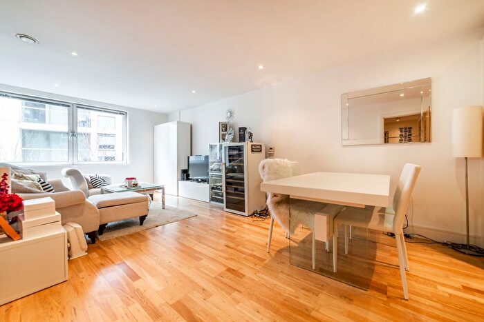 2 Bedroom Flat To Rent In Indescon Square, Canary Wharf, E14