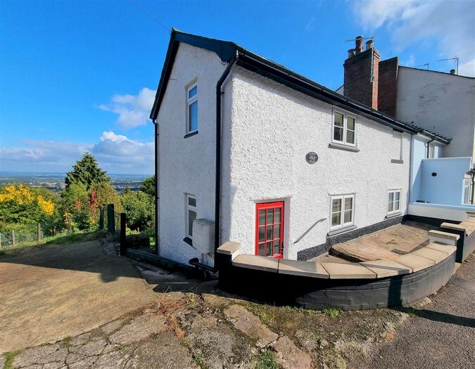 2 Bedroom End Of Terrace House To Rent In West Malvern Road, Malvern, WR14