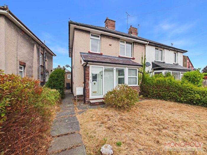 3 Bedroom Semi-Detached House For Sale In Sarn Lane, Hope, LL12
