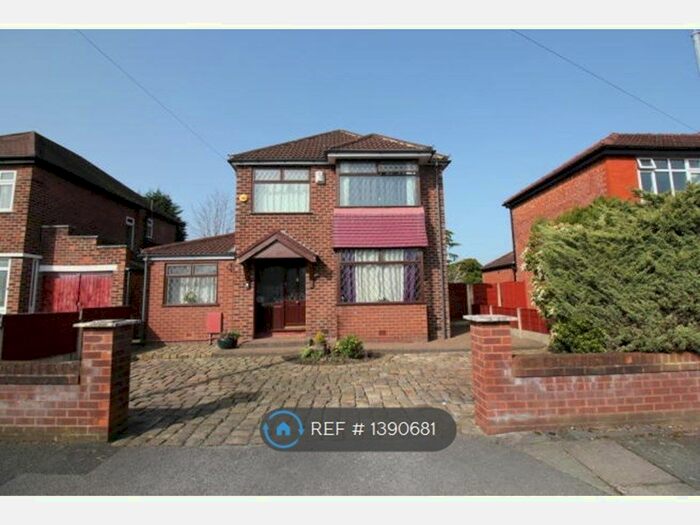 3 Bedroom Detached House To Rent In Blinco Road, Manchester, M41