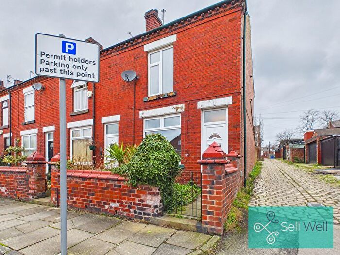 2 Bedroom End Terrace House For Sale In Guild Avenue, Worsley, Manchester, M28
