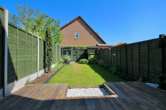 2 Bedroom Terraced House To Rent In Brosdale Drive, Hinckley, LE10