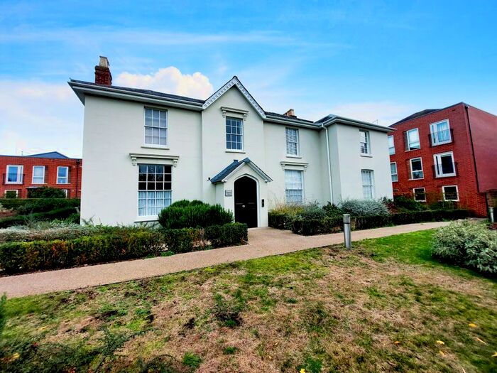 3 Bedroom Apartment To Rent In Regency House, Midhurst, GU29