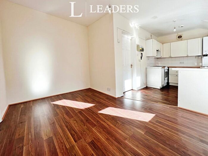 1 Bedroom Apartment To Rent In North Street, Bourne, PE10