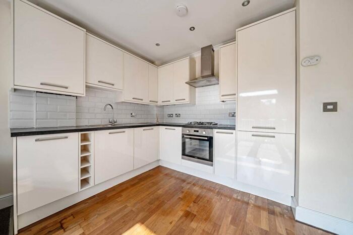 2 Bedroom Flat To Rent In Elm Road, Sidcup, DA14