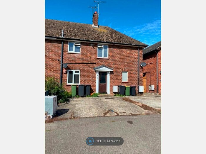 1 Bedroom Flat To Rent In The Drive, Rochford, SS4