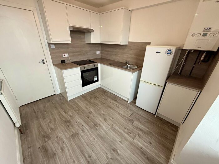 1 Bedroom Flat To Rent In Strathmartine Road, Dundee, DD3
