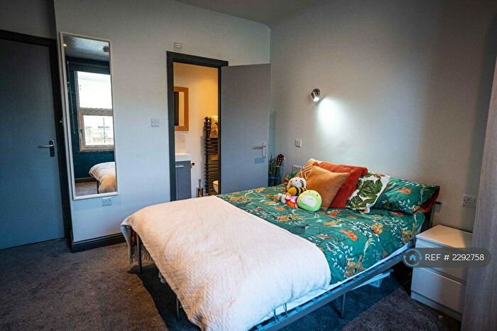 7 Bedroom Terraced House To Rent In Glanbrydan Avenue, Uplands, Swansea, SA2