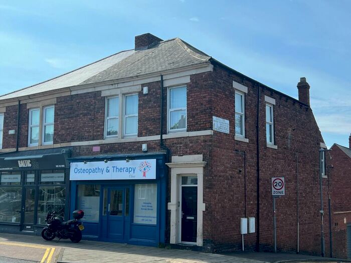 2 Bedroom Flat To Rent In Durham Road, Gateshead, Tyne & Wear, NE9