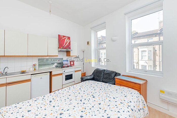 Studio To Rent In Rowhill Road, London, E5