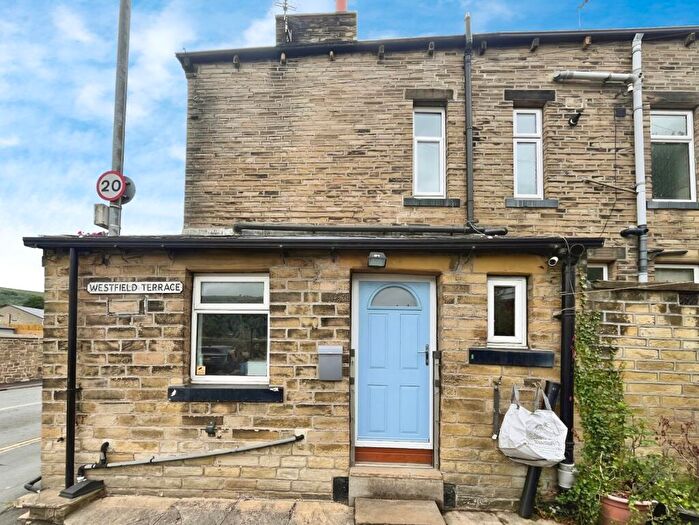 2 Bedroom End Of Terrace House For Sale In Westfield Terrace, Mytholmroyd, Hebden Bridge, HX7