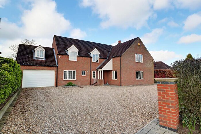 6 Bedroom Detached House For Sale In Morton Road, Laughton, Lincolnshire, DN21