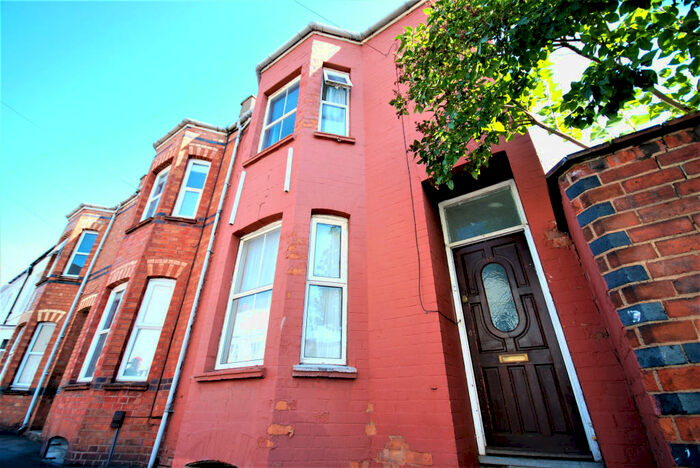 6 Bedroom End Of Terrace House To Rent In George Street, Leamington Spa, CV31