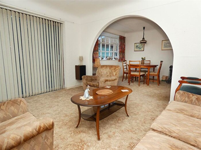 2 Bedroom Bungalow For Sale In Seel Road, Huyton, Liverpool, L36