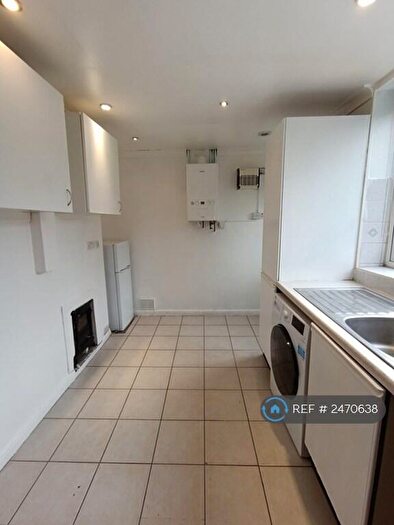 2 Bedroom End Of Terrace House To Rent In Pelham Street, Ashton-Under-Lyne, OL7