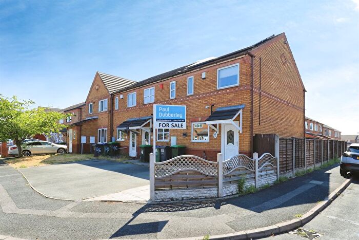 2 Bedroom End Of Terrace House For Sale In Julie Croft, Bilston, WV14