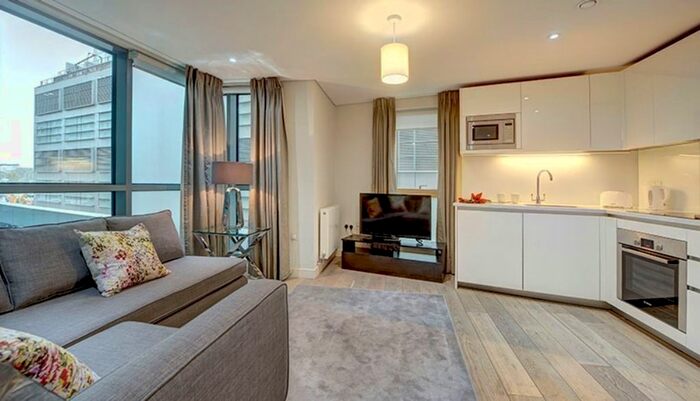 3 Bedroom Flat To Rent In Merchant Square East, London, W2