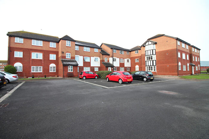 2 Bedroom Apartment For Sale In Sandy Close, Thornton-Cleveleys, Lancashire, FY5