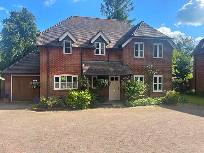 4 Bedroom Detached House For Sale In Wolverton Gardens, West Meon, Petersfield, Hampshire, GU32